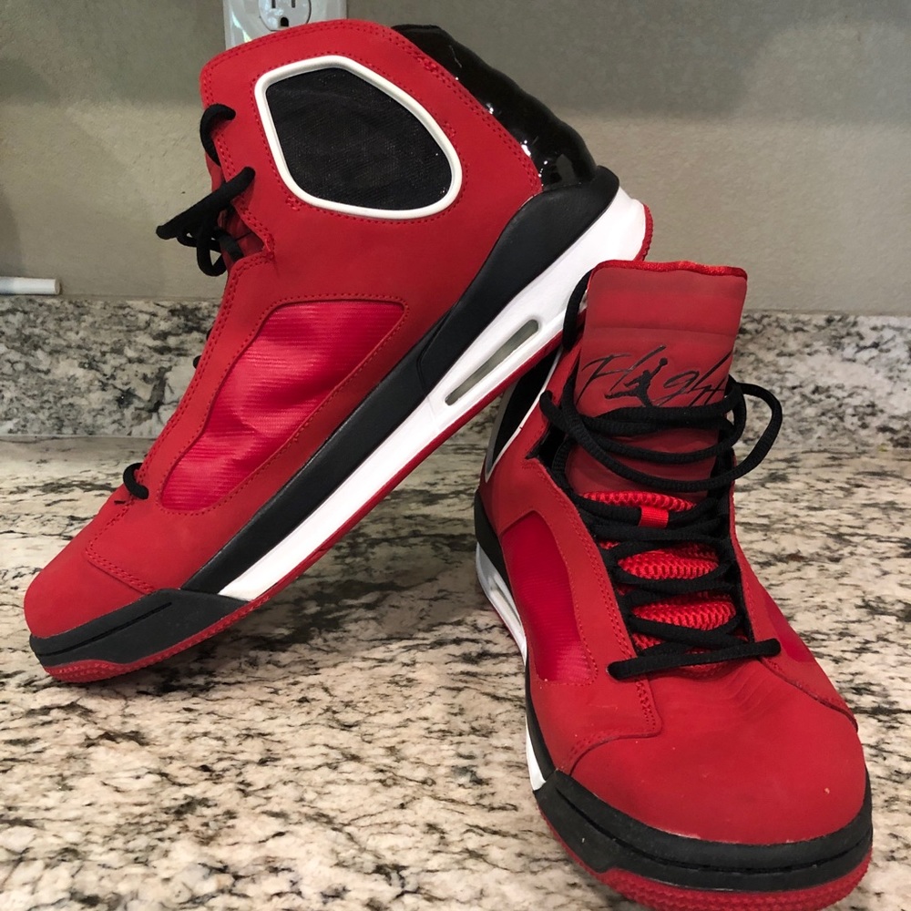 Jordan Flight men’s basketball shoes - size 13
